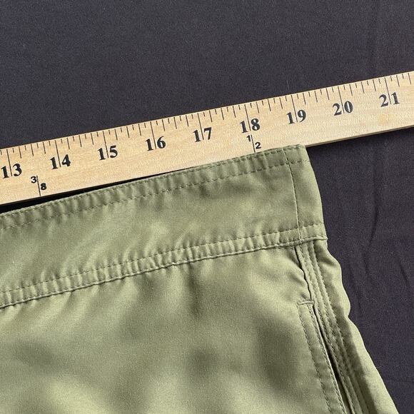 Pacsun Budweiser Mens Swim Trunks Size 34 Green Board Shorts Beer Unlined - Picture 11 of 13